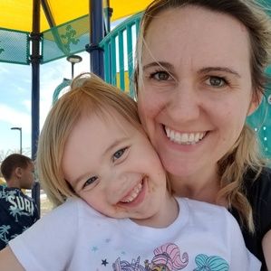 Meet your Posher, Stacy